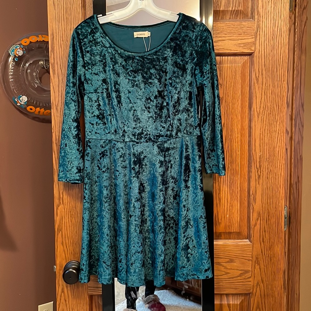 Amazon velvet dress